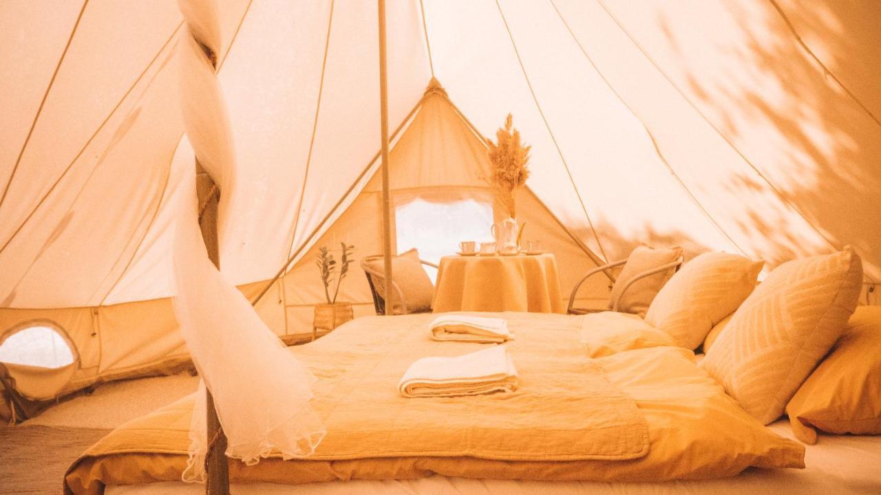 Bozsky Glamp Hotel Валтис Екстериор снимка