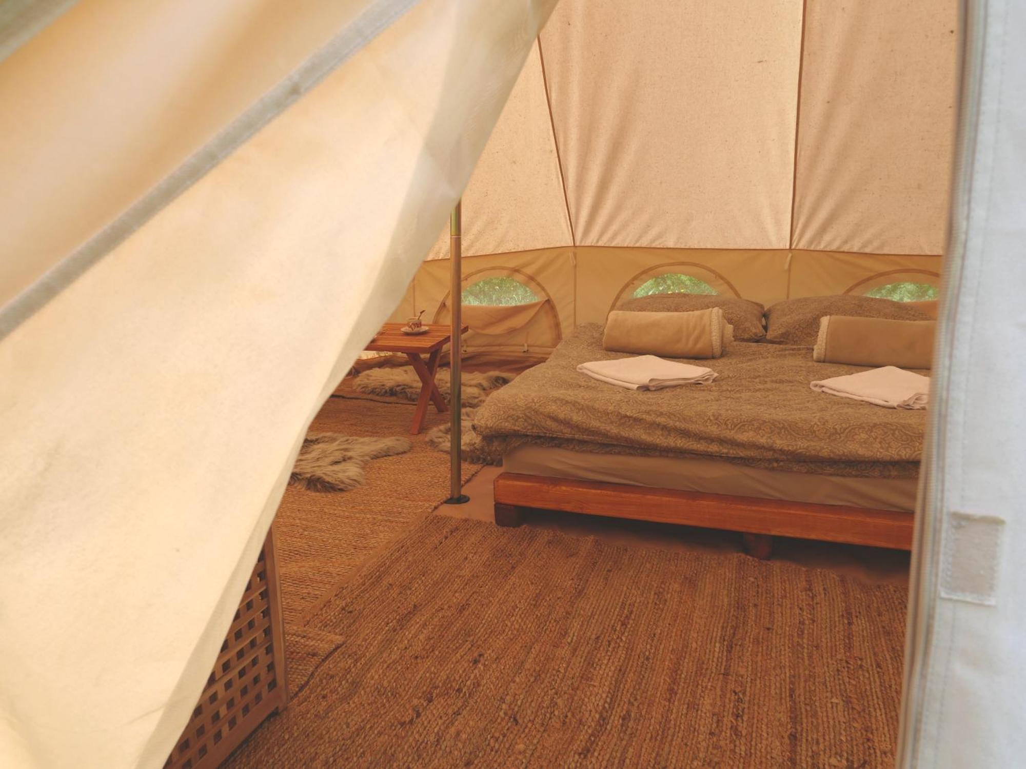 Bozsky Glamp Hotel Валтис Екстериор снимка